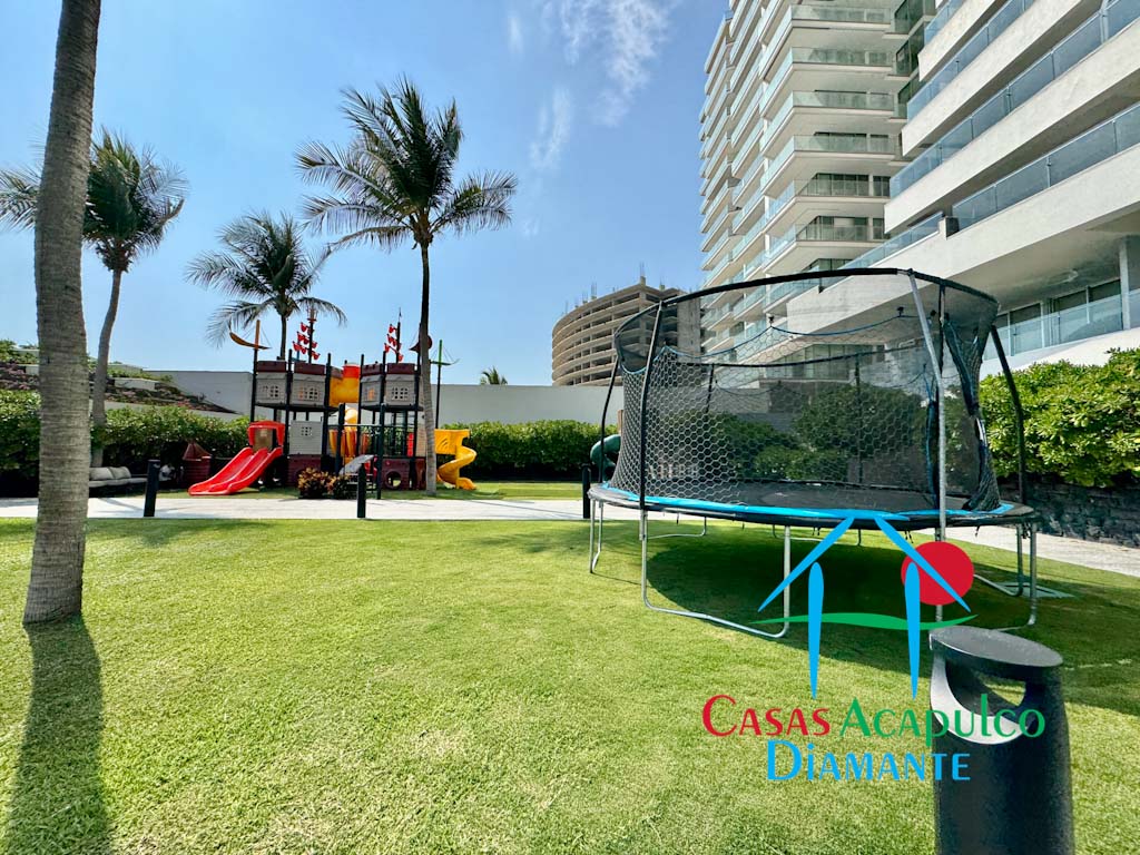 Bayam Residences - Juegos infantiles 2